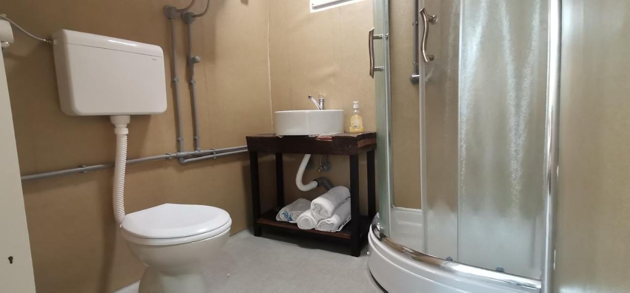 Bungalovi Api-Centar Gornji Milanovac Extérieur photo