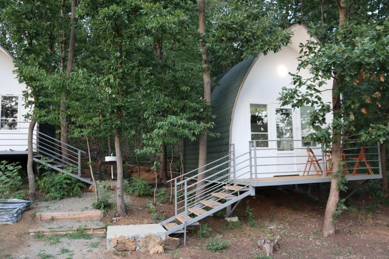 Bungalovi Api-Centar Gornji Milanovac Extérieur photo